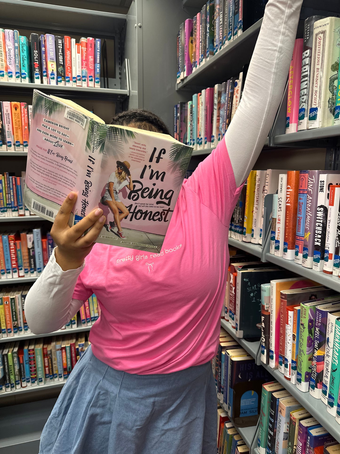 Pretty Girls Read Books-TShirts