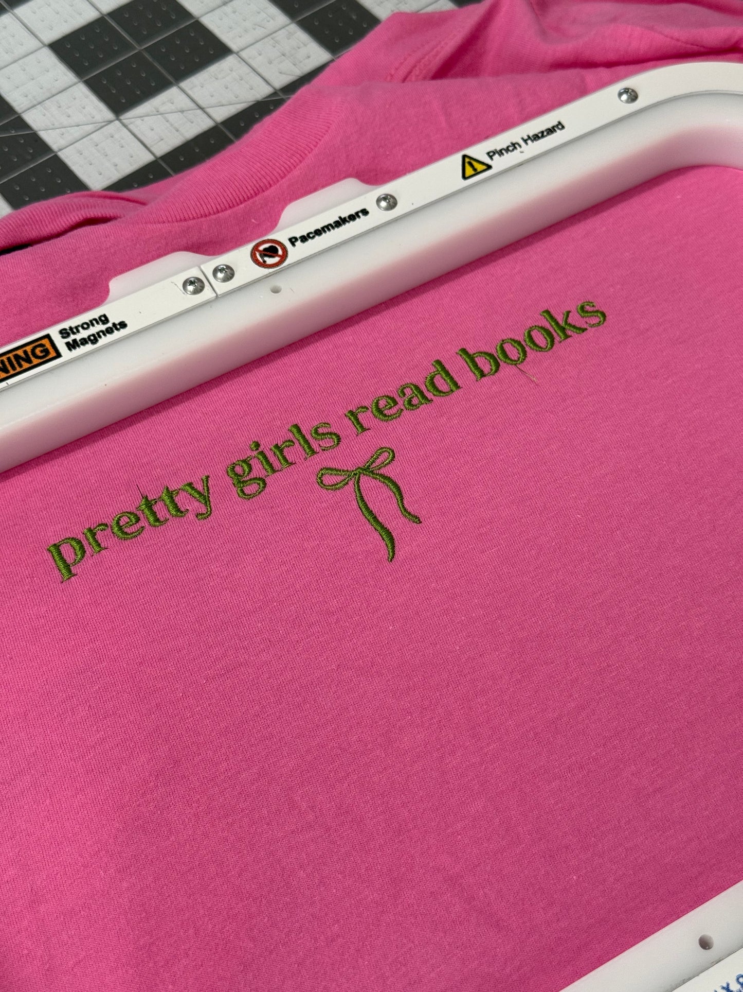 Pretty Girls Read Books-TShirts