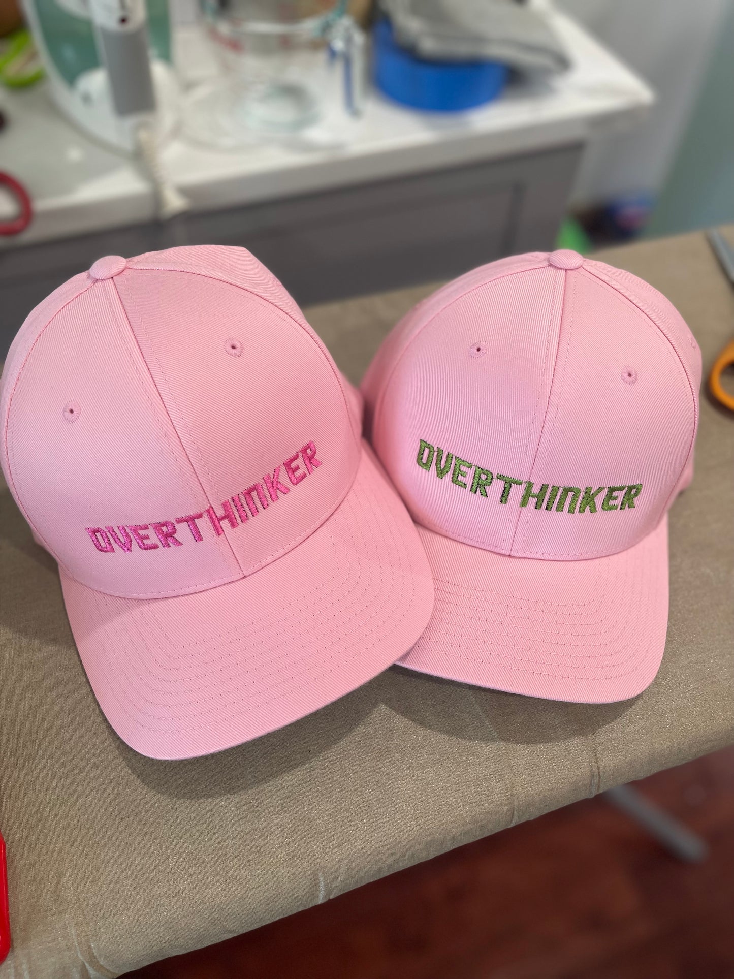 Overthinker Pink/Green